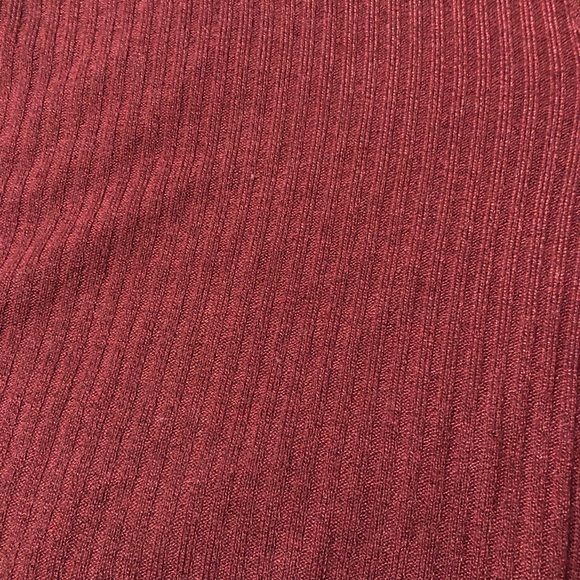 Burgundy One-Shoulder 2XL Fitted Crop Top, with Knit Texture - Picture 2 of 7